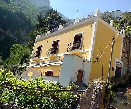 Aparthotel Celentano 3*