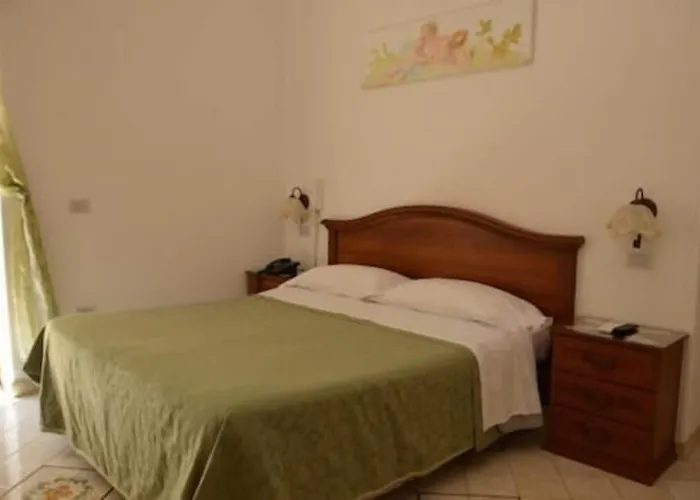 Celentano Апарт-готель Позітано