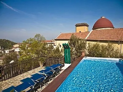 Celentano Апарт-готель